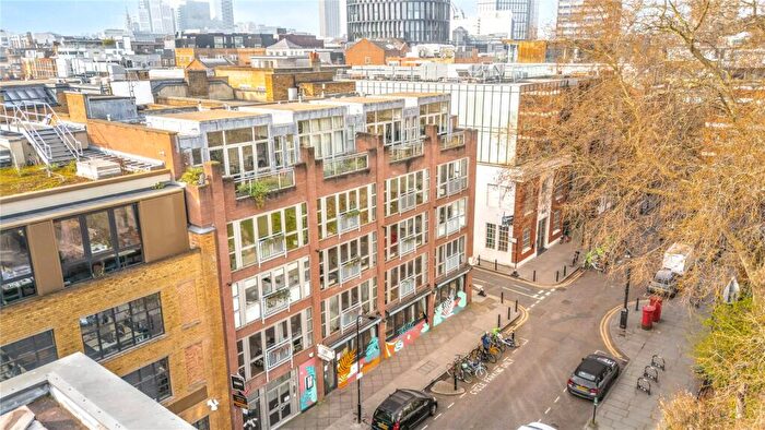 2 Bedroom Flat For Sale In Hoxton Square, Hackney, London, N1