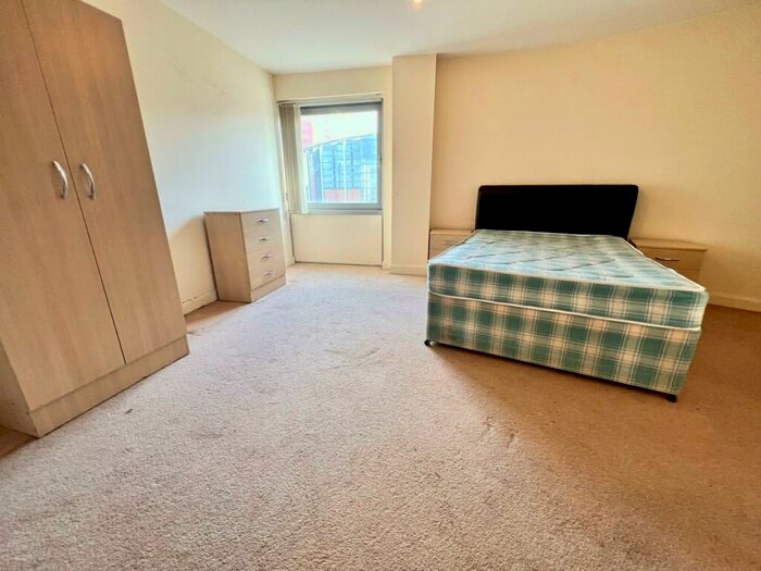 2 Bedroom Apartment To Rent In West Wear Street, Sunderland, SR1