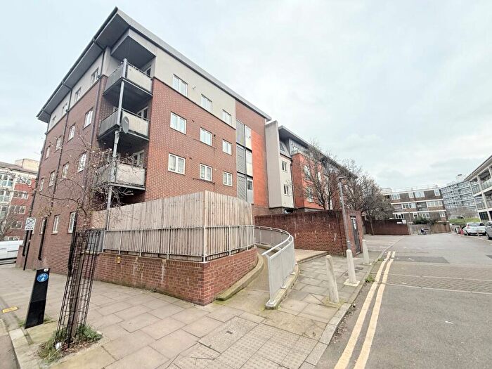 1 Bedroom Flat To Rent In San House, Bradstock Road, Hackney, ., E9