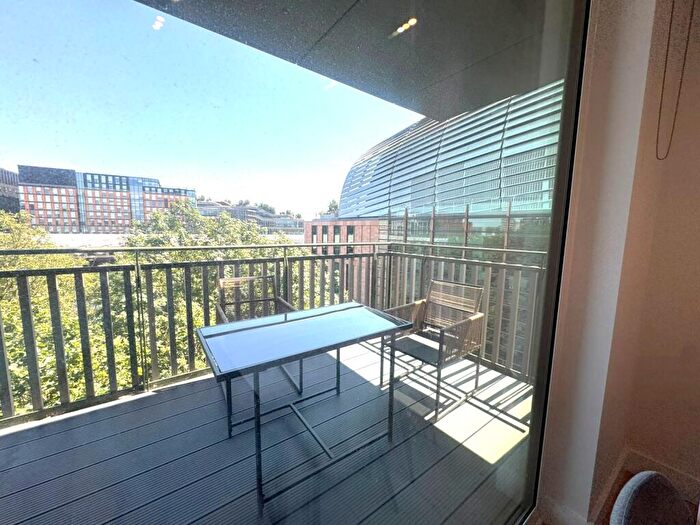 1 Bedroom Flat For Sale In Grand Central Apartments, Brill Place, Camden, London, NW1 - Photo 2