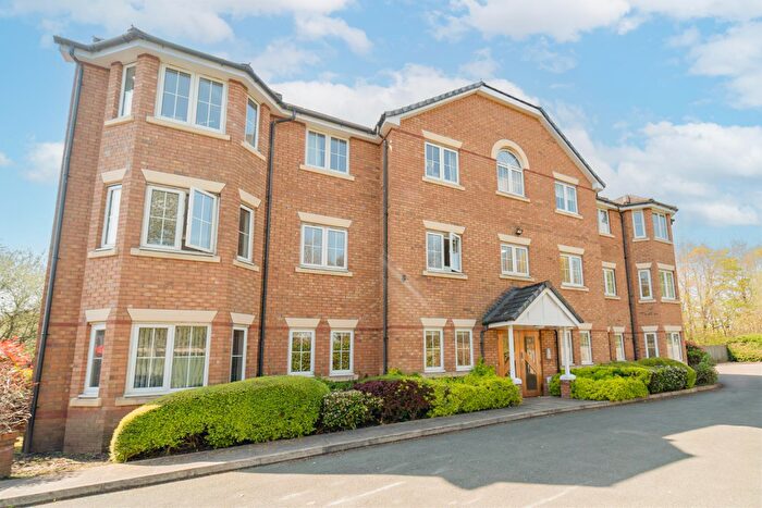 2 Bedroom Apartment For Sale In Chelsfield Grove, Chorlton, M21