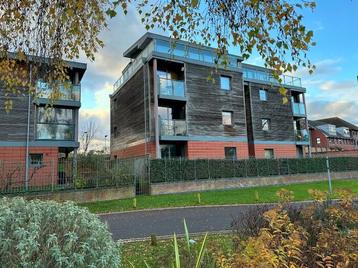 2 Bedroom Apartment To Rent In Regatta Villas, Henley-On-Thames, Oxfordshire, RG9
