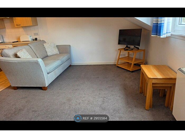 1 Bedroom Flat To Rent In Belmont Road, Aberdeen, AB25