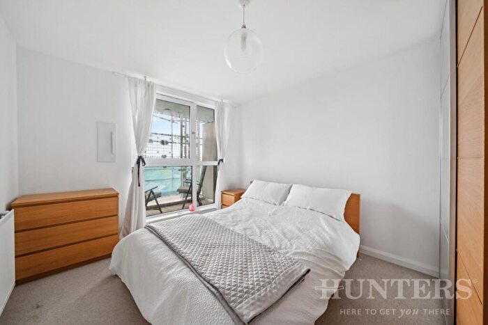 1 Bedroom Apartment To Rent In Coppermill Heights, Ferry Lane, London, N17