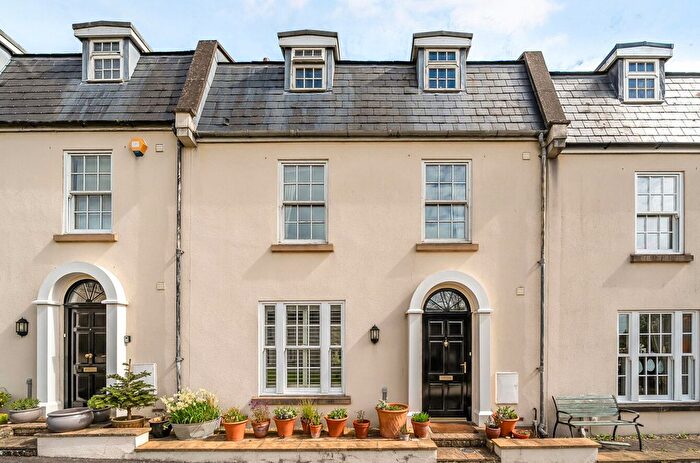 5 Bedroom Town House For Sale In Lansdowne Place, Wincanton, BA9