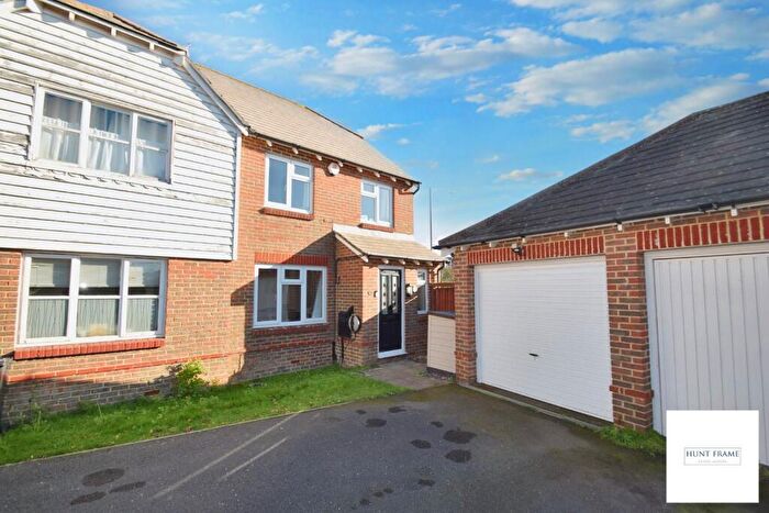 3 Bedroom Semi-Detached House For Sale In Orwell Close, Pevensey, BN24