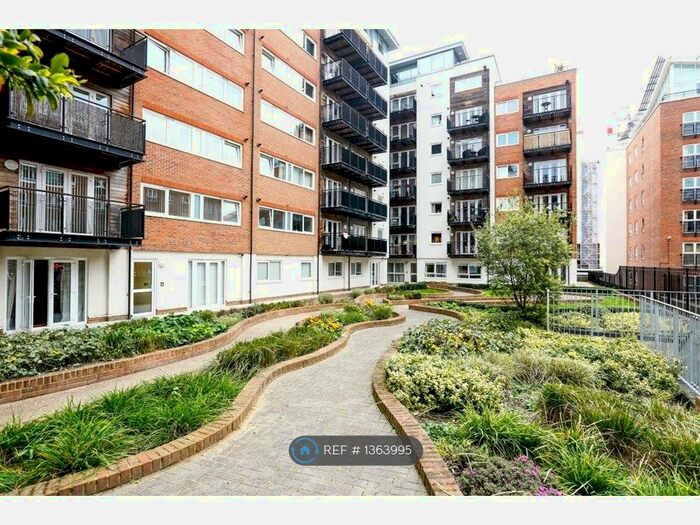 1 Bedroom Flat To Rent In Skerne Road, Kingston Upon Thames, KT2