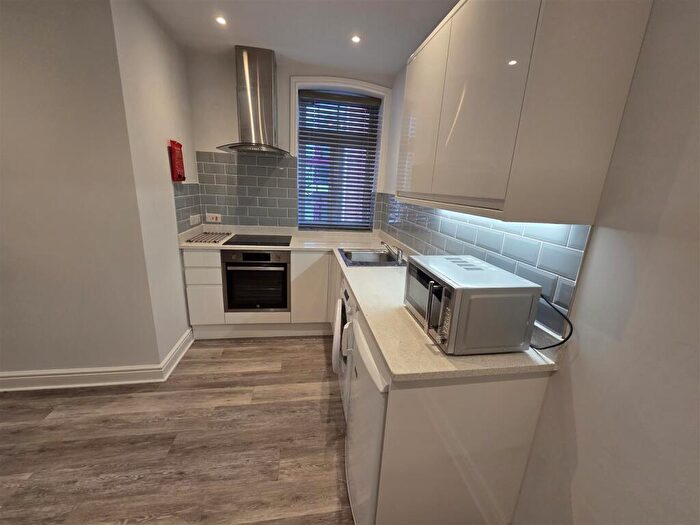 1 Bedroom Flat To Rent In Woodborough Road, Nottingham, NG3