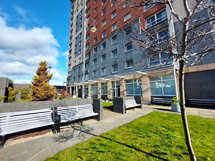 2 Bedroom Flat To Rent In South Durham Court, Sunderland, Tyne And Wear, SR1