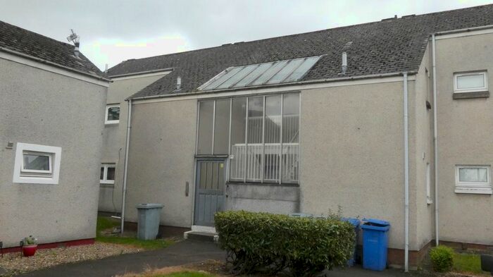1 Bedroom Flat To Rent In Larkfield Court, Blantyre, G72