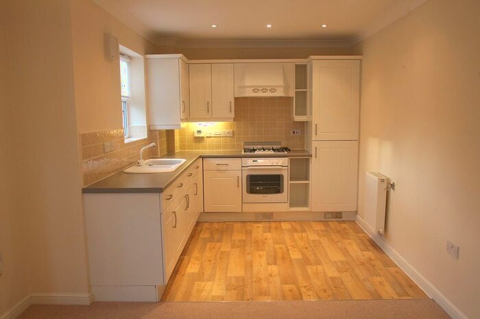 2 Bedroom Flat To Rent In Pickard Drive, Sheffield, S13