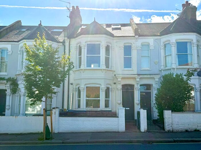 4 Bedroom Terraced House For Sale In Linden Avenue, NW10