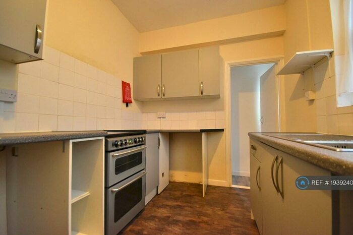 3 Bedroom Terraced House To Rent In Langley Road, Portsmouth, PO2