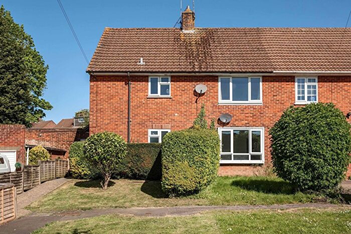 2 Bedroom Flat To Rent In Trussell Close, Winchester, SO22