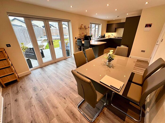 3 Bedroom Bungalow For Sale In Estuary Gardens, Thornton, FY5