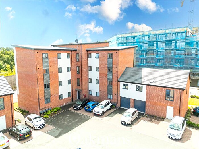 2 Bedroom Apartment For Sale In Ascot Way, Birmingham, West Midlands, B31