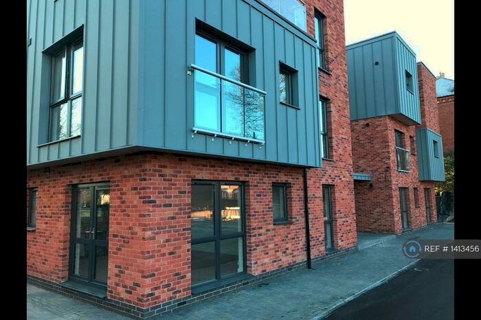 2 Bedroom Flat To Rent In Bond House, Beeston, Nottingham, NG9