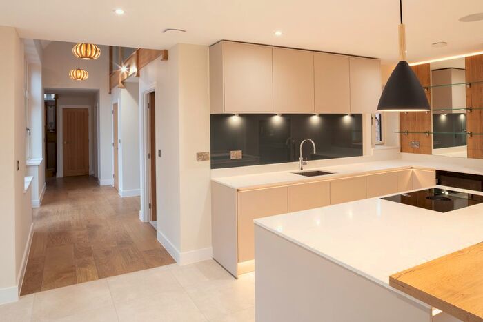 5 Bedroom Detached House For Sale In Littlefield Grove, Wysall, Nottingham, NG12