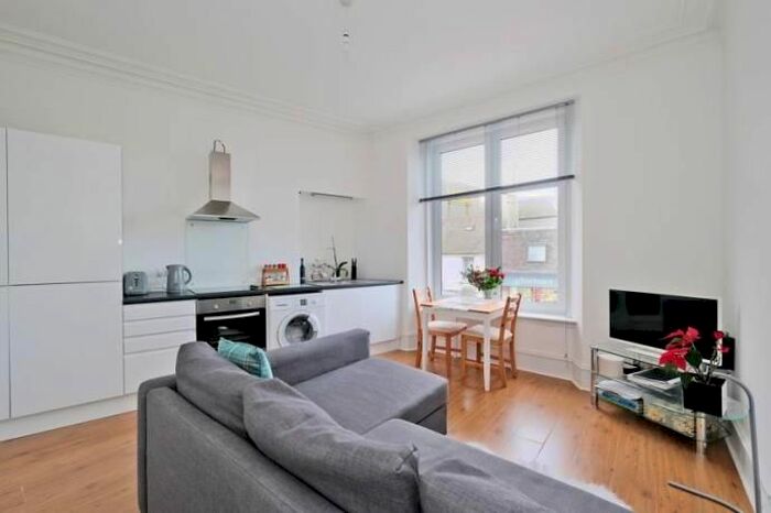 1 Bedroom Flat To Rent In Holburn Street, Aberdeen AB10