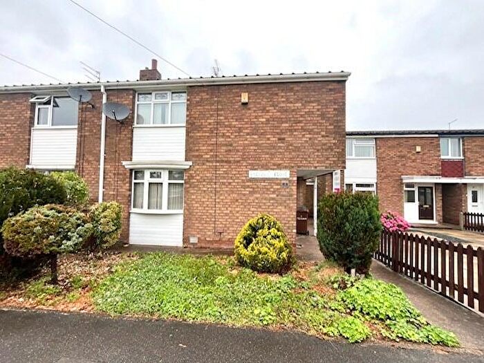3 Bedroom House To Rent In Peckham Close, Hull, HU8
