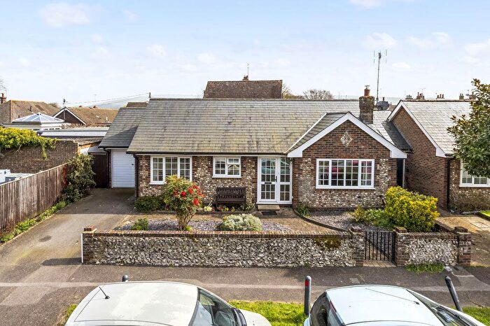 2 Bedroom Detached Bungalow For Sale In Upper Beeding, BN44