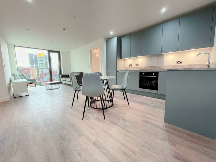 2 Bedroom Apartment To Rent In Store Street, Manchester, Greater Manchester, M1