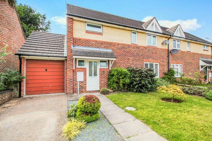 3 Bedroom Semi-Detached House To Rent In Watson Close, Maidenbower, Crawley, RH10