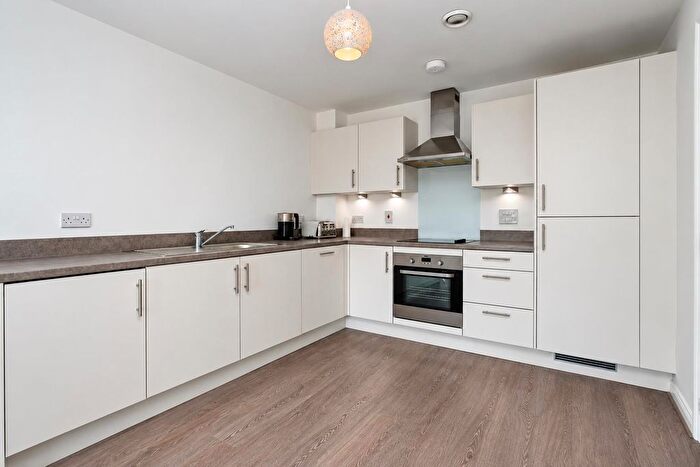 2 Bedroom Flat For Sale In Gemini Park, Manor Way, Borehamwood, WD6