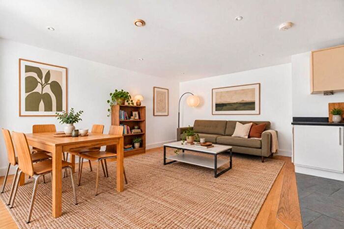 1 Bedroom Apartment To Rent In Cheshire Street, Shoreditch, E2