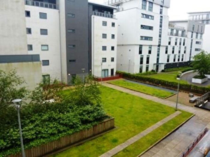 2 Bedroom Terraced House To Rent In Meadowside Quay Square, Glasgow, G11