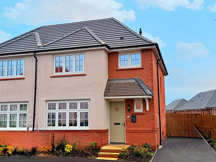 3 Bedroom Semi Detached House For Sale In Snowdrop Road, Mickleover, Derby, DE3