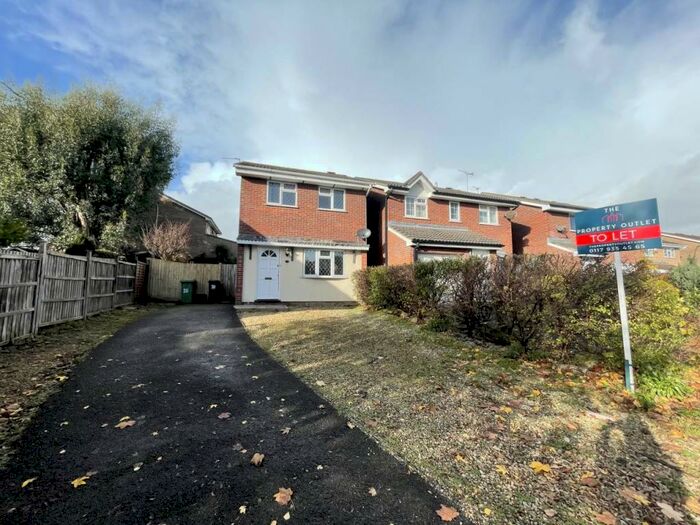 3 Bedroom Detached House To Rent In Berkeleys Mead, Bradley Stoke, Bristol, BS32