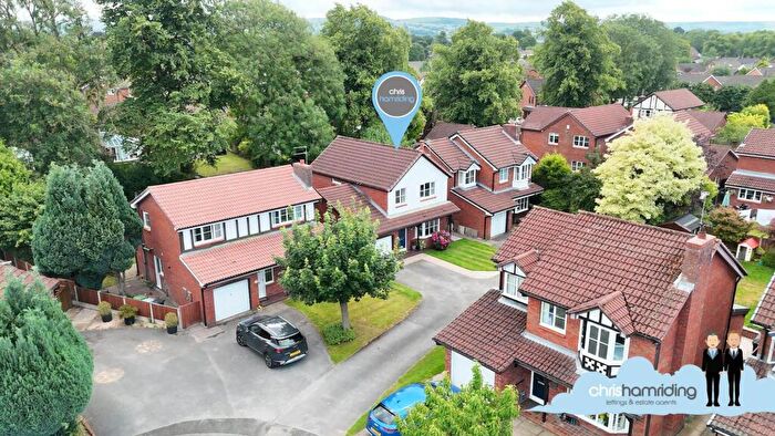 4 Bedroom Detached House For Sale In Murray Close, Macclesfield, SK10