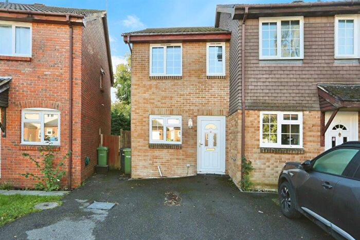 2 Bedroom End Of Terrace House For Sale In Monmouth Close, Chandler's Ford, Eastleigh, SO53