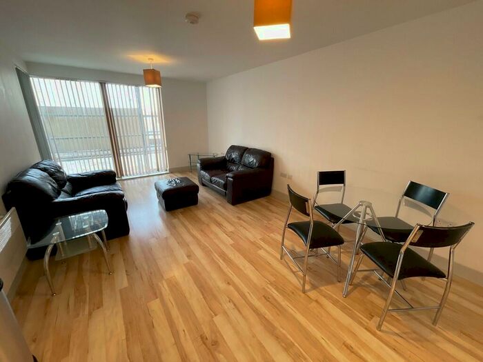2 Bedroom Apartment To Rent In Vie Building, Manchester, M3
