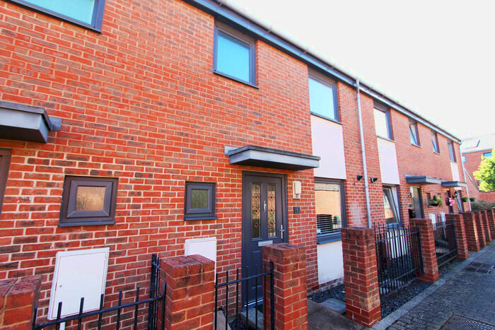 3 Bedroom Terraced House To Rent In Auger Way, Waterlooville, PO7