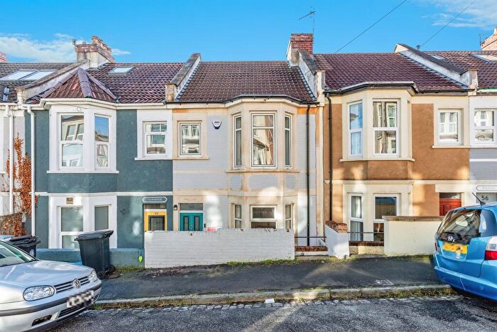 3 Bedroom Terraced House For Sale In Ashgrove Road, Bedminster, Bristol, BS3