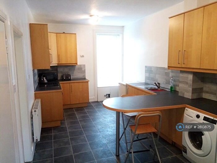 1 Bedroom Flat To Rent In Dura Street, Dundee, DD4