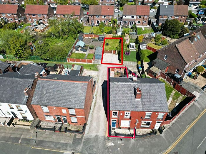 3 Bedroom Semi-Detached House For Sale In Smalley Street, Standish, WN6