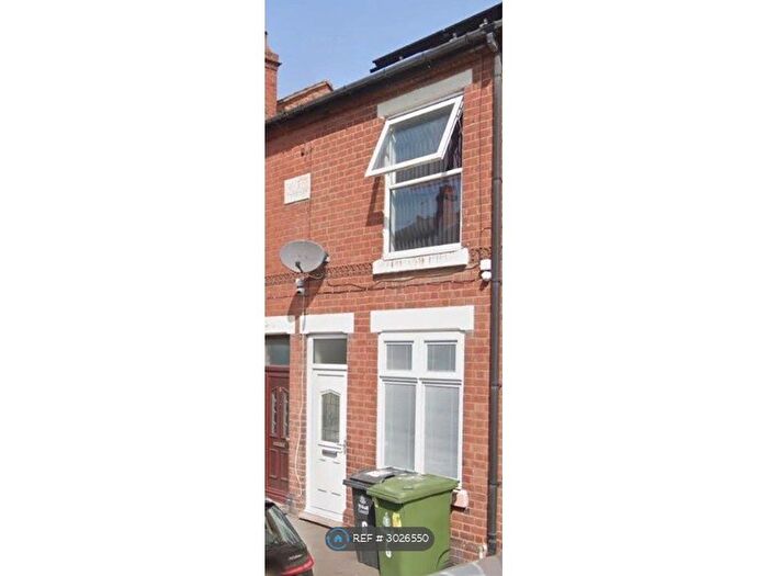 3 Bedroom Terraced House To Rent In Whitmore Street, Walsall, WS1