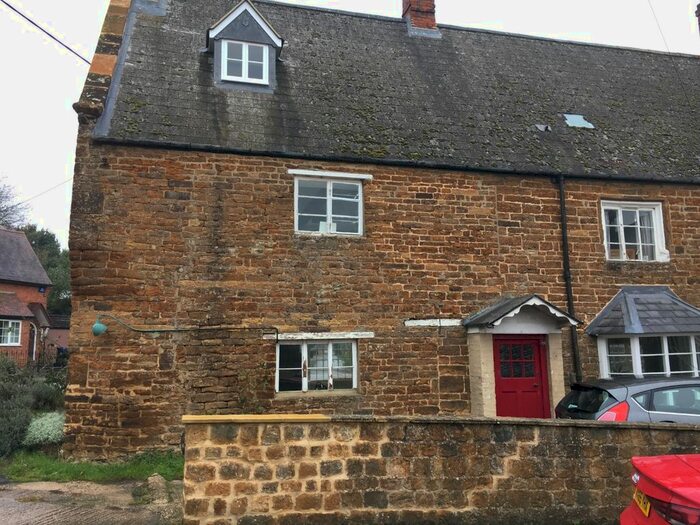 Studio To Rent In Crown House, Byfield, NN11