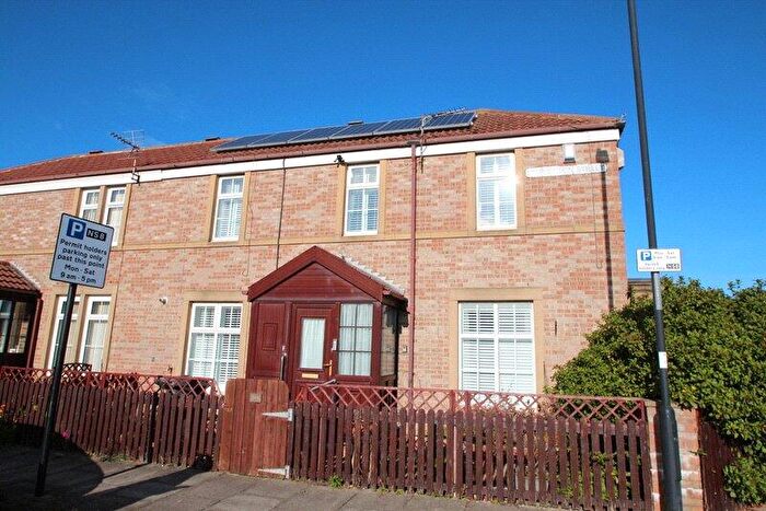 2 Bedroom Semi Detached House For Sale In Stephenson Street, North Shields, NE30