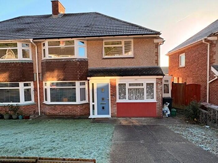 3 Bedroom Semi Detached House For Sale In Hafod Cwnin, Carmarthen, SA31