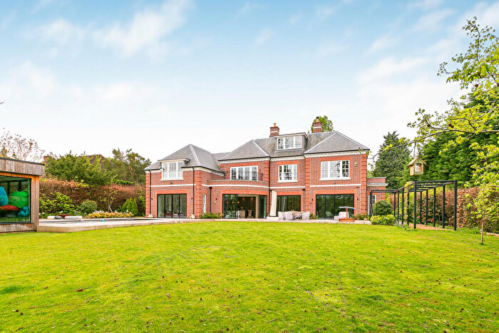 6 Bedroom House To Rent In Spicers Field, Oxshott, Surrey, , United Kingdom, KT22