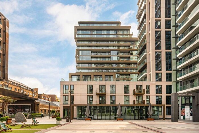 2 Bedroom Flat To Rent In Merino Gardens, London, E1W