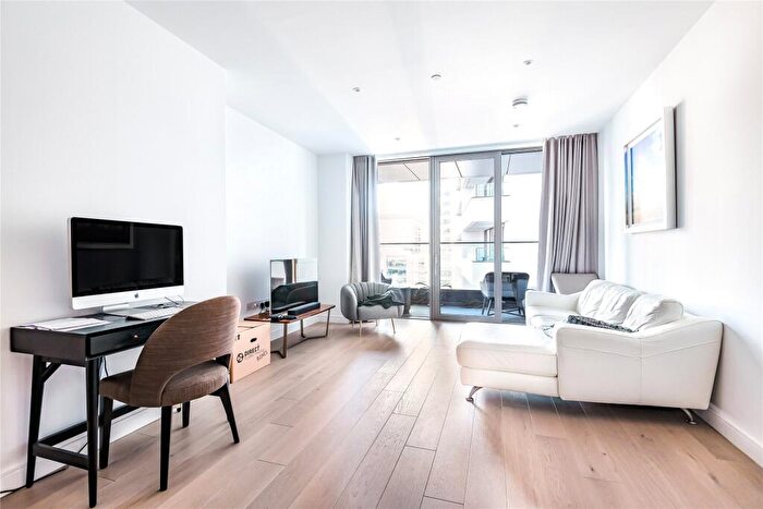 1 Bedroom Flat To Rent In Park Drive, London, E14