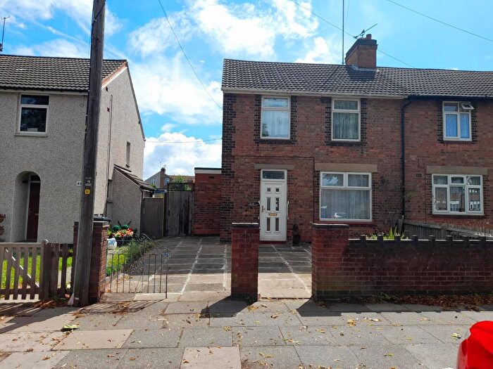 3 Bedroom Semi-Detached House To Rent In Saffron Lane, Aylestone, Leicester, LE2