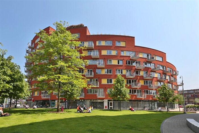 1 Bedroom Flat To Rent In Vizion - Energy Rating B, N7