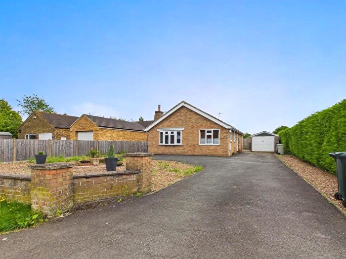 2 Bedroom Detached Bungalow For Sale In Station Road, Willoughby, Alford, LN13