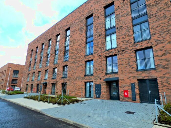 2 Bedroom Flat To Rent In Muirhouse Parkway, Muirhouse, Edinburgh, EH4